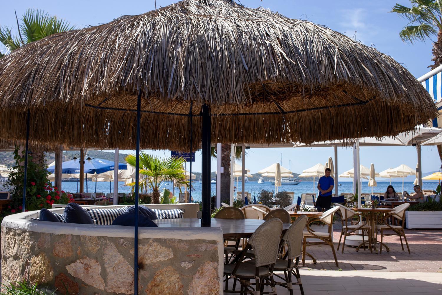 Uzhan Beach Hotel Bitez Exterior foto
