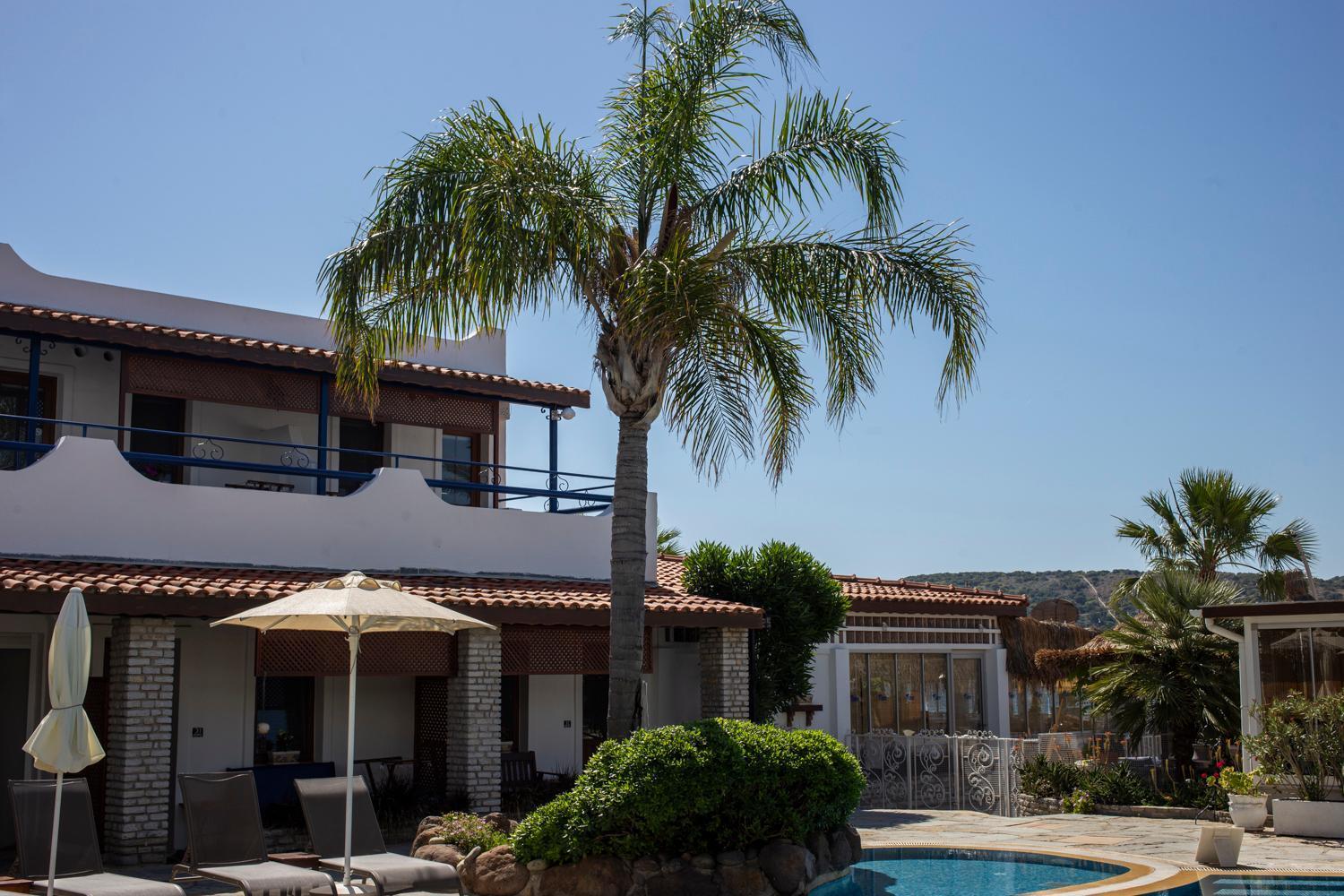 Uzhan Beach Hotel Bitez Exterior foto
